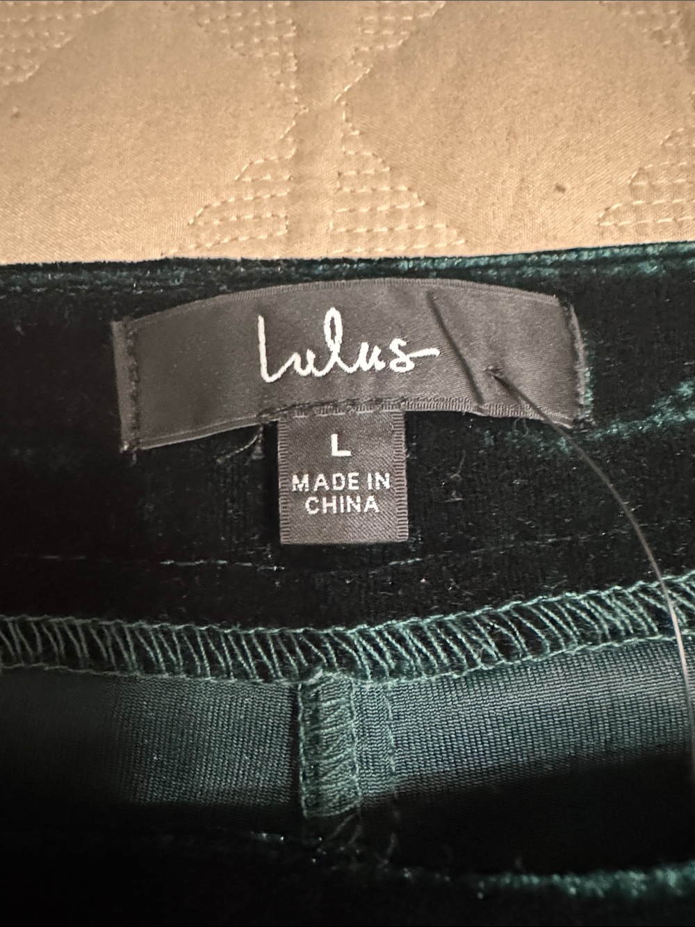 Lulu's Emerald Green Velvet Flared Pants Size Large NWT - Picture 4 of 9